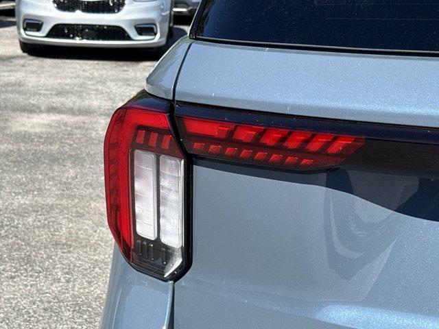 used 2025 Ford Explorer car, priced at $40,741