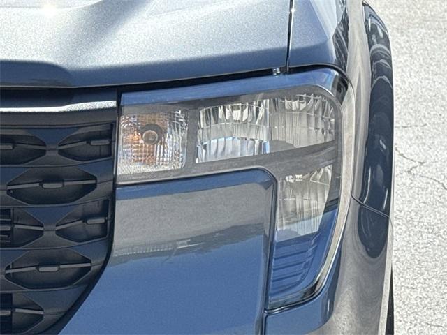 new 2025 Ford Maverick car, priced at $34,260