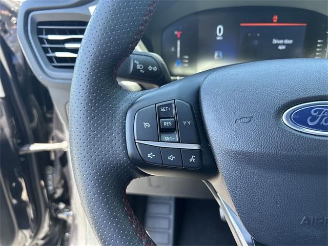 used 2024 Ford Escape car, priced at $25,966