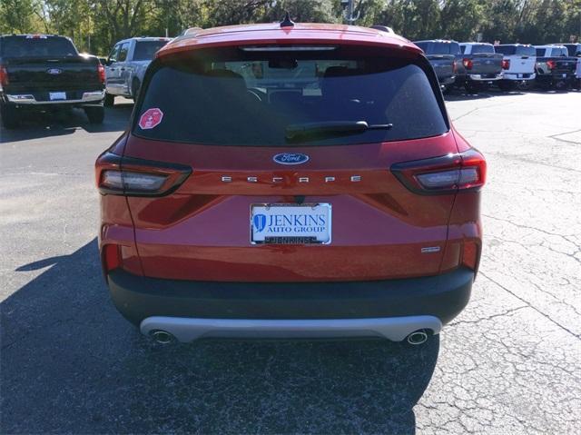 new 2025 Ford Escape car, priced at $44,498