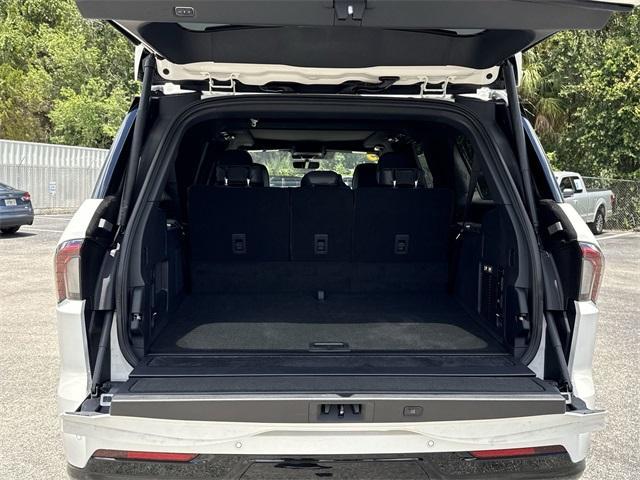 new 2025 Lincoln Navigator L car, priced at $109,675