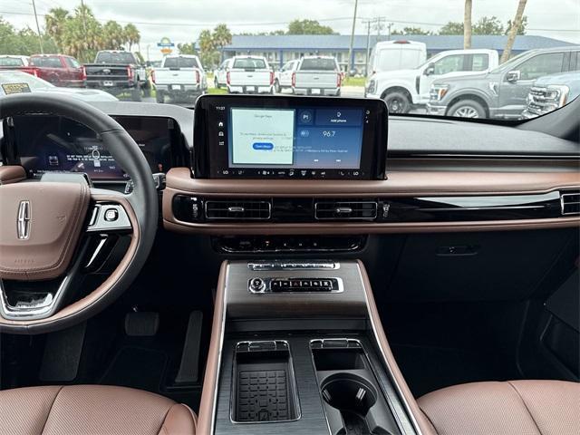 new 2025 Lincoln Aviator car, priced at $74,020