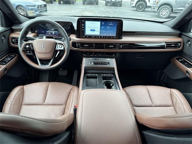 new 2025 Lincoln Aviator car, priced at $74,020