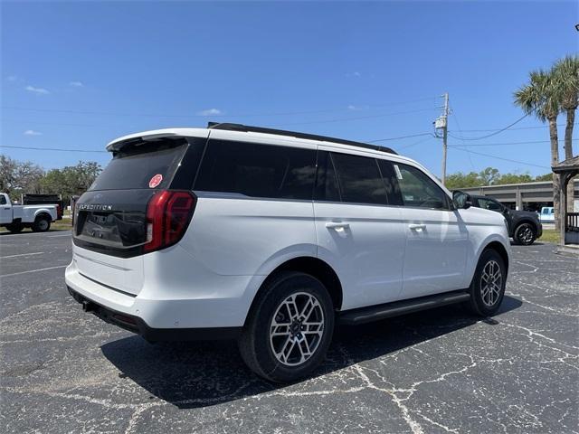 new 2025 Ford Expedition car, priced at $71,605