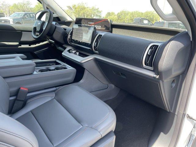 new 2025 Ford Expedition car, priced at $71,605