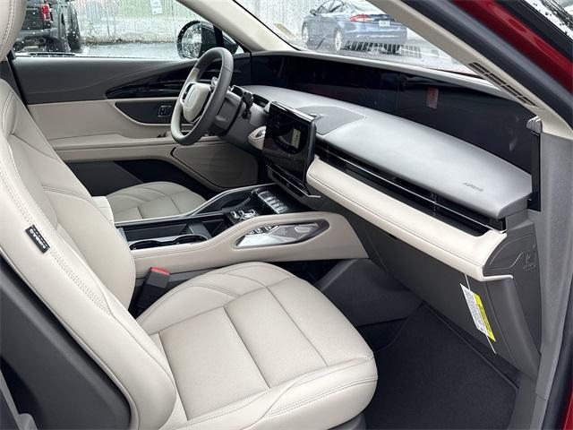 new 2025 Lincoln Nautilus car, priced at $55,785