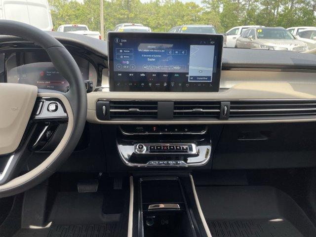 new 2025 Lincoln Corsair car, priced at $41,890