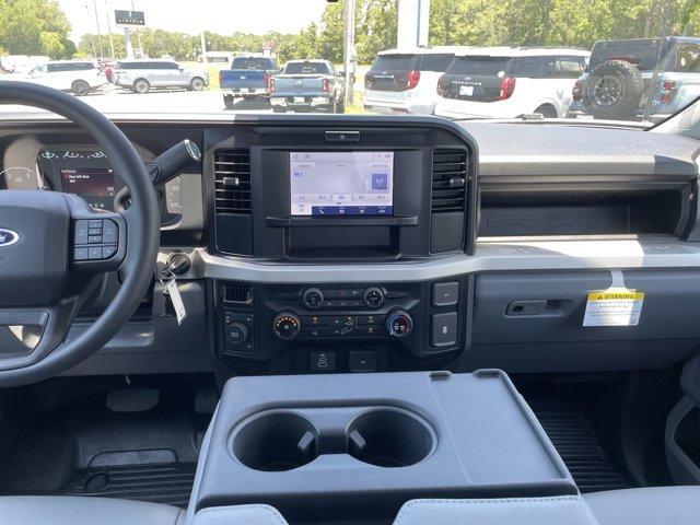 new 2025 Ford F-350 car, priced at $67,675