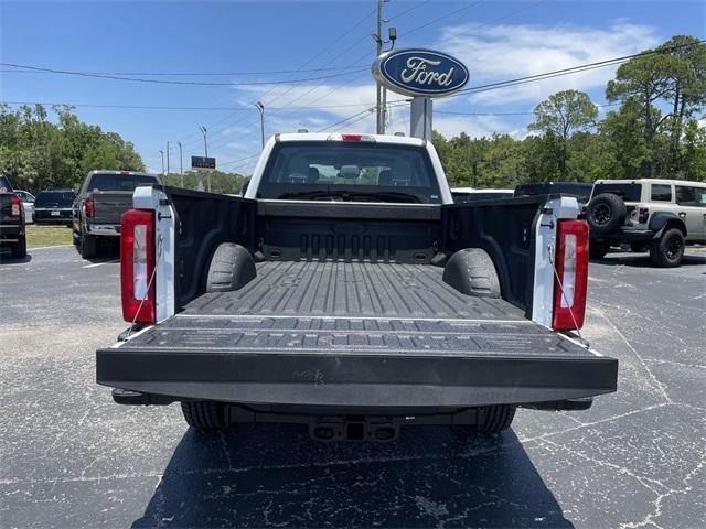 new 2025 Ford F-350 car, priced at $67,675