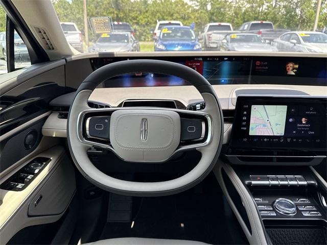new 2025 Lincoln Nautilus car, priced at $62,320