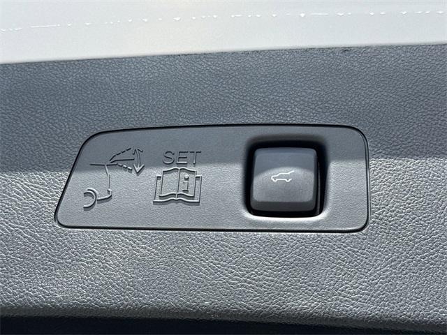new 2025 Lincoln Corsair car, priced at $47,170