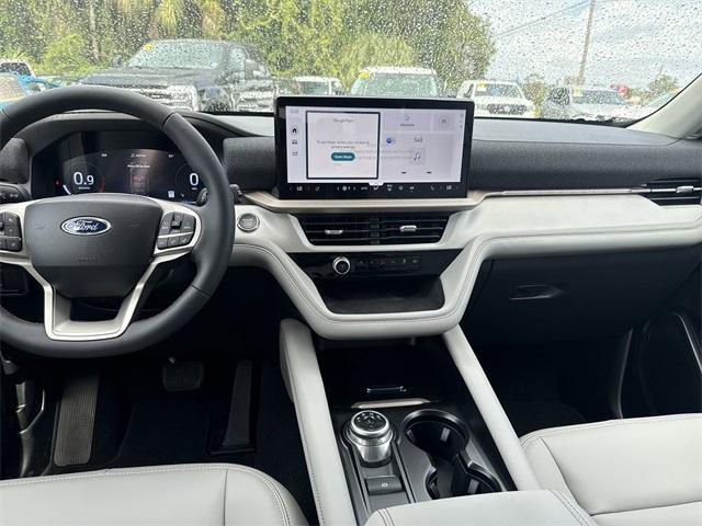 new 2025 Ford Explorer car, priced at $45,665