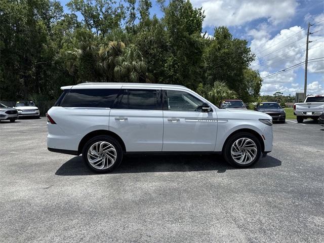 new 2025 Lincoln Navigator car, priced at $103,690