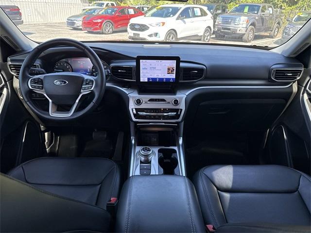 used 2022 Ford Explorer car, priced at $28,999