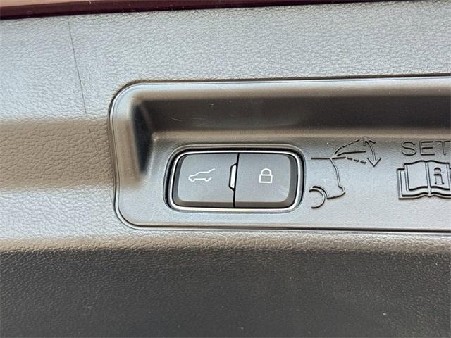 used 2022 Ford Explorer car, priced at $28,999