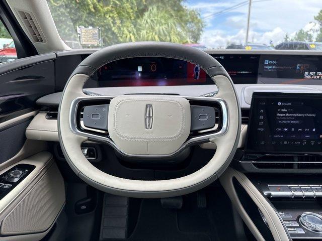 new 2025 Lincoln Nautilus car, priced at $58,285