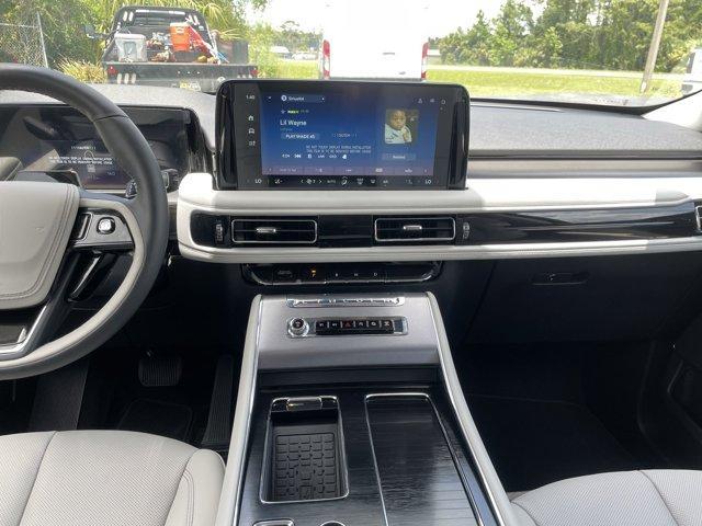 new 2025 Lincoln Aviator car, priced at $62,340