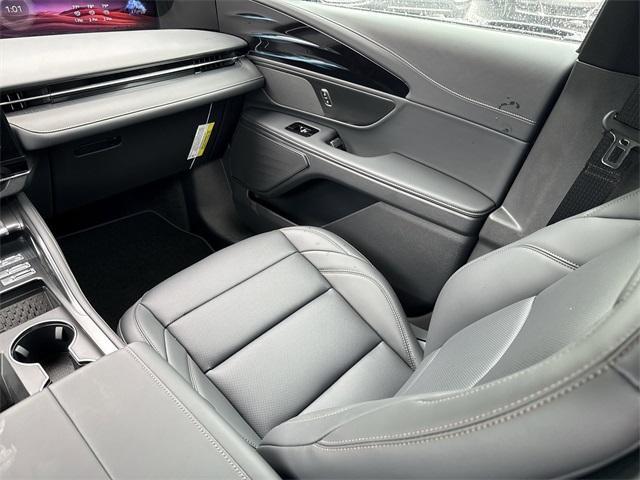 new 2025 Lincoln Nautilus car, priced at $58,485