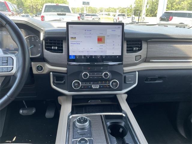 used 2023 Ford Expedition car, priced at $48,999