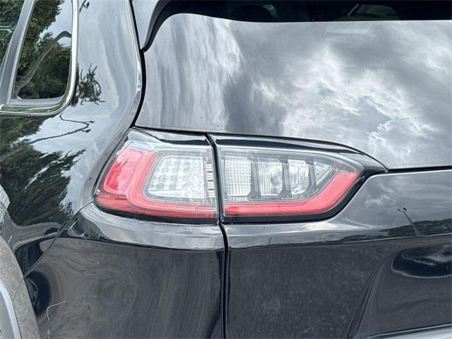 used 2020 Jeep Cherokee car, priced at $17,999