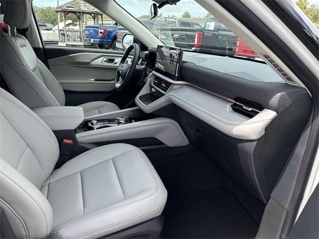 new 2025 Ford Explorer car, priced at $46,460