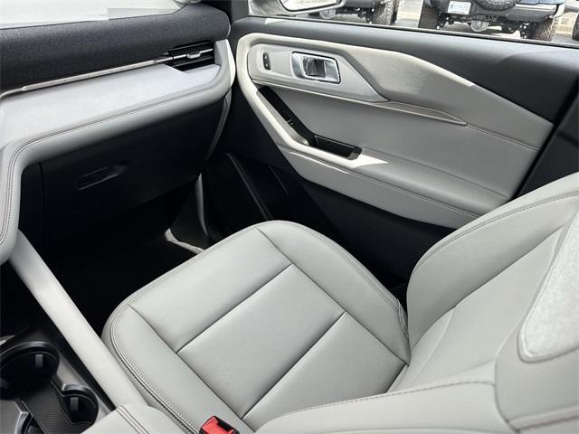 new 2025 Ford Explorer car, priced at $46,460