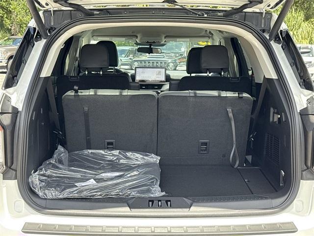 new 2025 Ford Explorer car, priced at $46,660