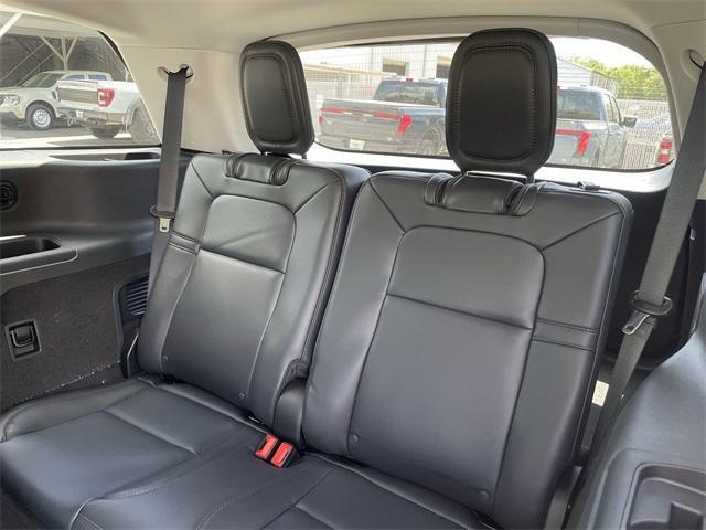 new 2025 Lincoln Aviator car, priced at $61,340