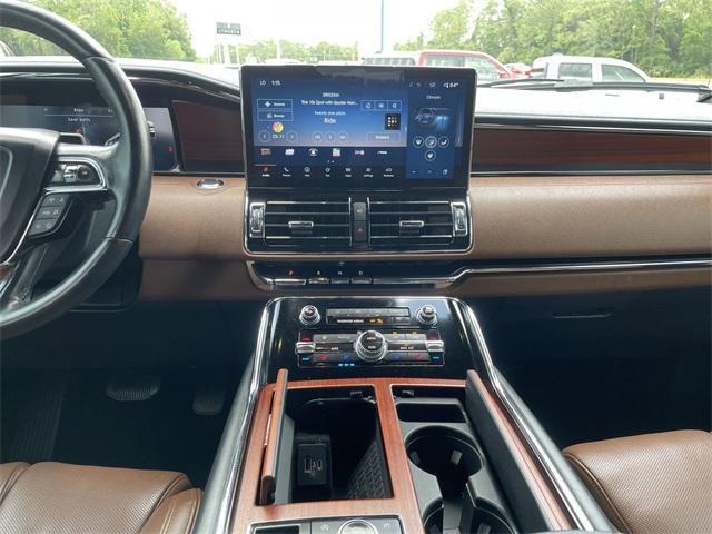 used 2022 Lincoln Navigator car, priced at $56,987