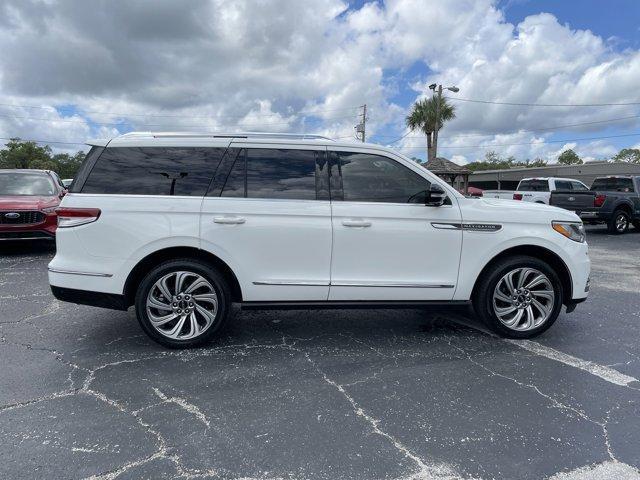 used 2022 Lincoln Navigator car, priced at $55,987