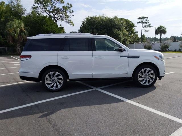 new 2024 Lincoln Navigator car, priced at $99,999