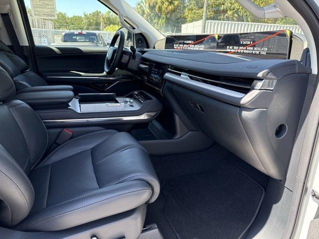 new 2025 Lincoln Navigator L car, priced at $105,580