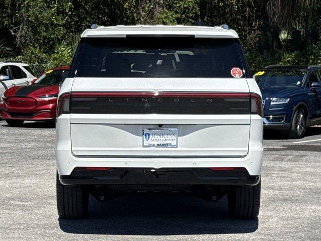 new 2025 Lincoln Navigator L car, priced at $105,580