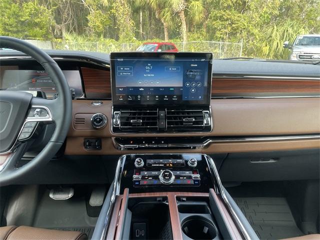 new 2024 Lincoln Navigator L car, priced at $102,877