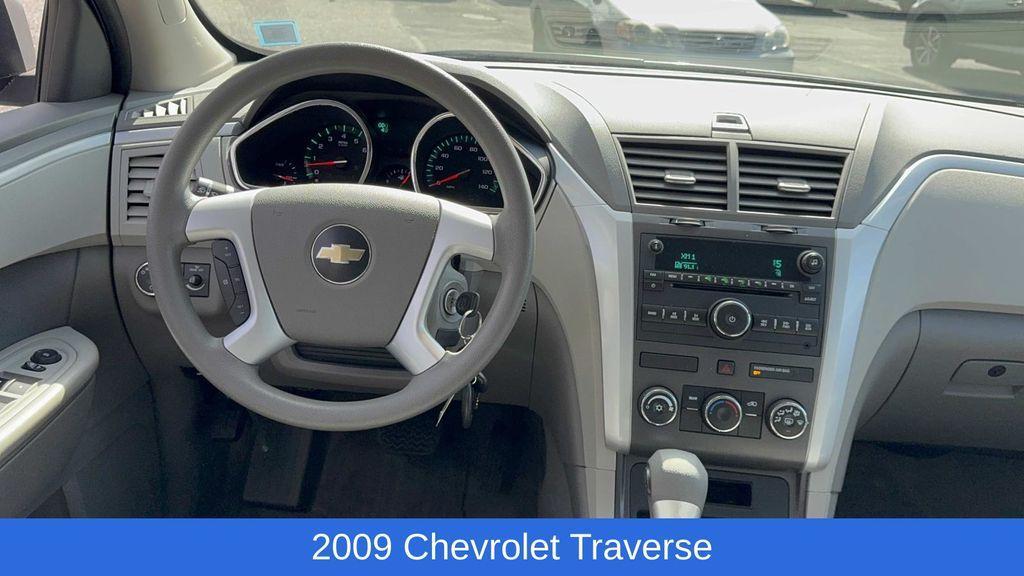 used 2009 Chevrolet Traverse car, priced at $7,895