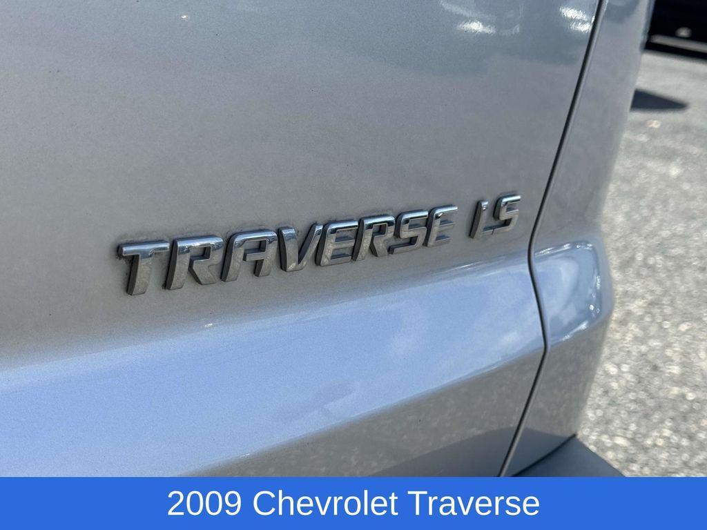 used 2009 Chevrolet Traverse car, priced at $7,895