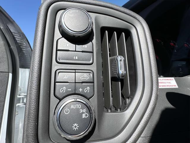 new 2024 Chevrolet Silverado 3500 car, priced at $50,683