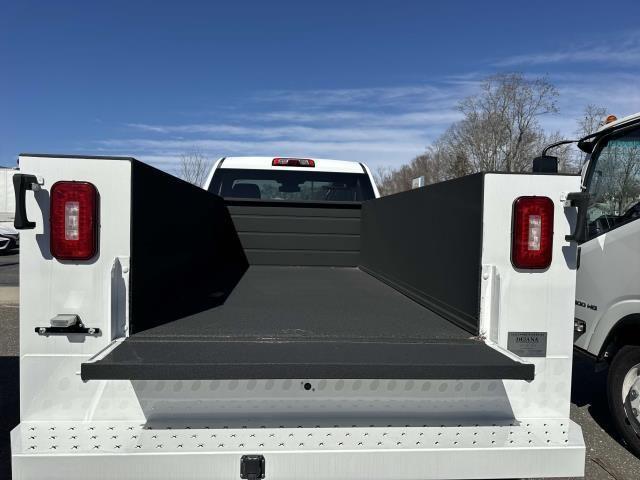 new 2024 Chevrolet Silverado 3500 car, priced at $50,683