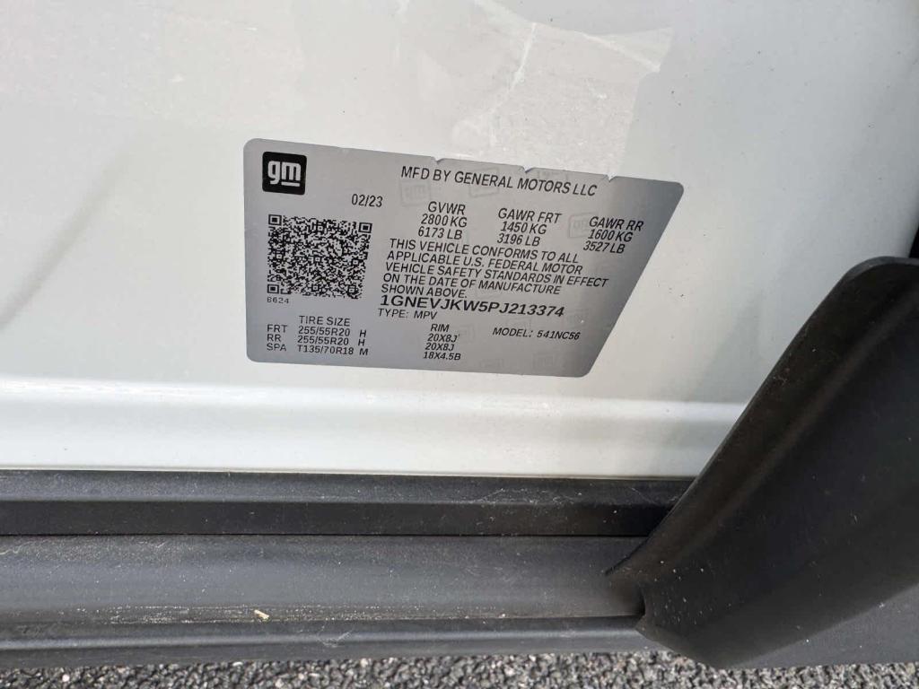 used 2023 Chevrolet Traverse car, priced at $32,495