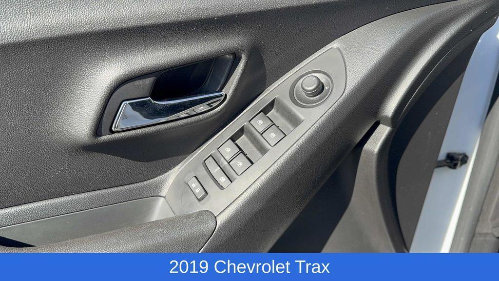 used 2019 Chevrolet Trax car, priced at $11,995