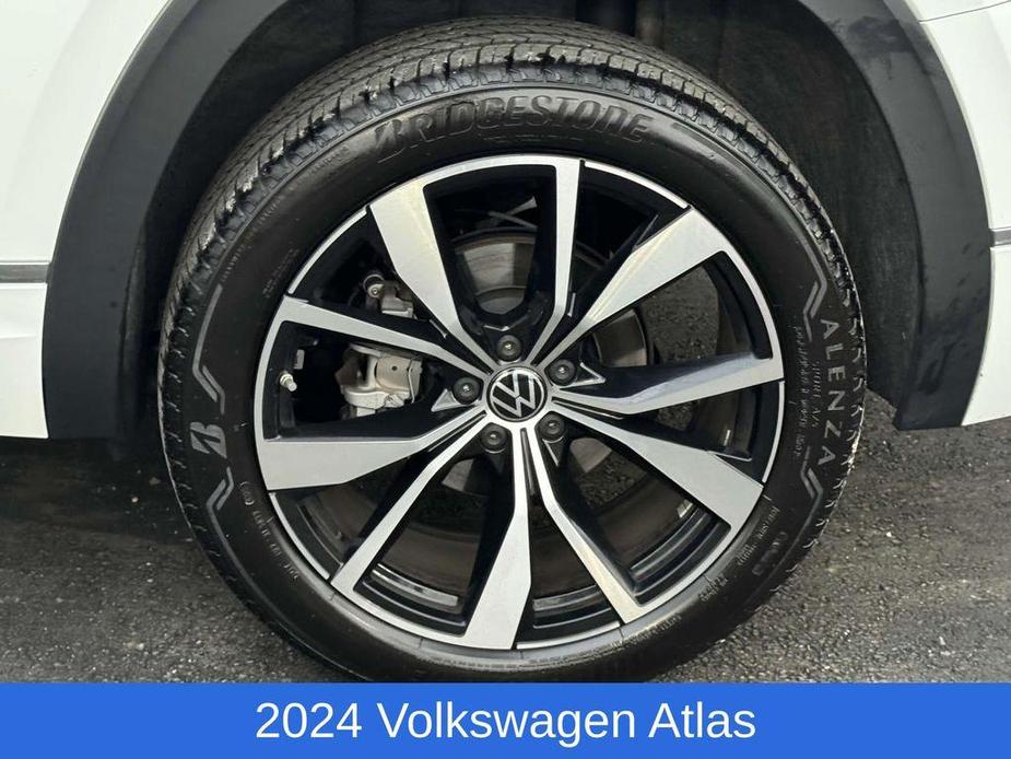 used 2024 Volkswagen Atlas car, priced at $43,995