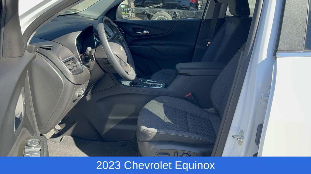 used 2023 Chevrolet Equinox car, priced at $20,995