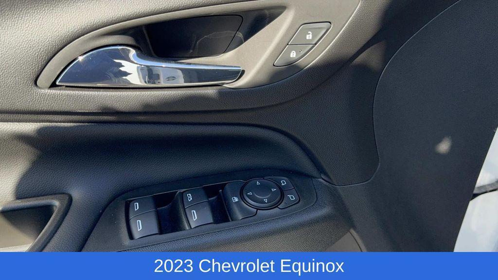 used 2023 Chevrolet Equinox car, priced at $20,995