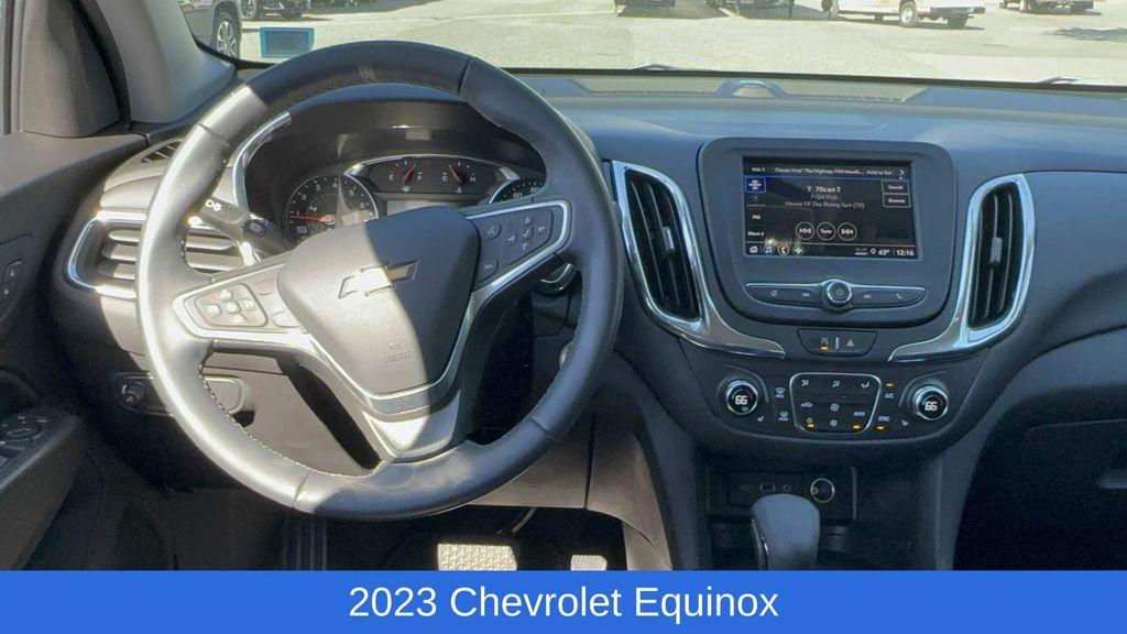 used 2023 Chevrolet Equinox car, priced at $20,995