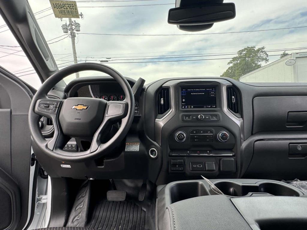 new 2025 Chevrolet Silverado 3500 car, priced at $55,988