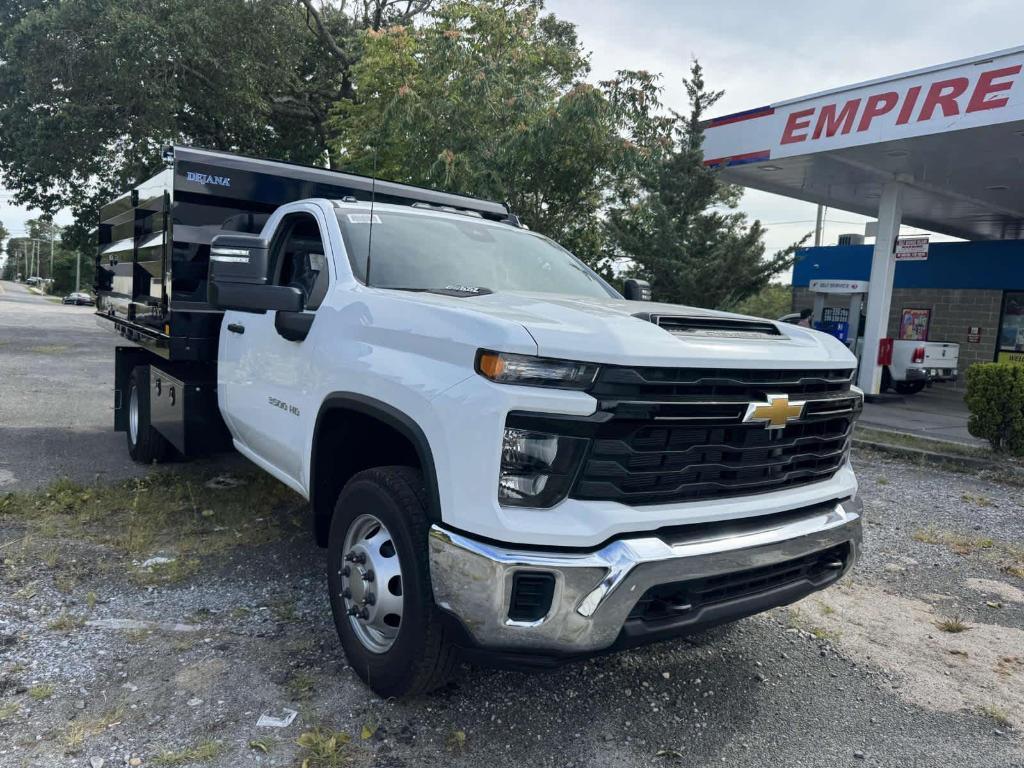 new 2025 Chevrolet Silverado 3500 car, priced at $52,728