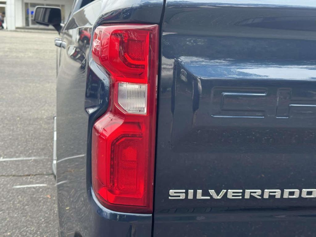 used 2022 Chevrolet Silverado 1500 car, priced at $44,595