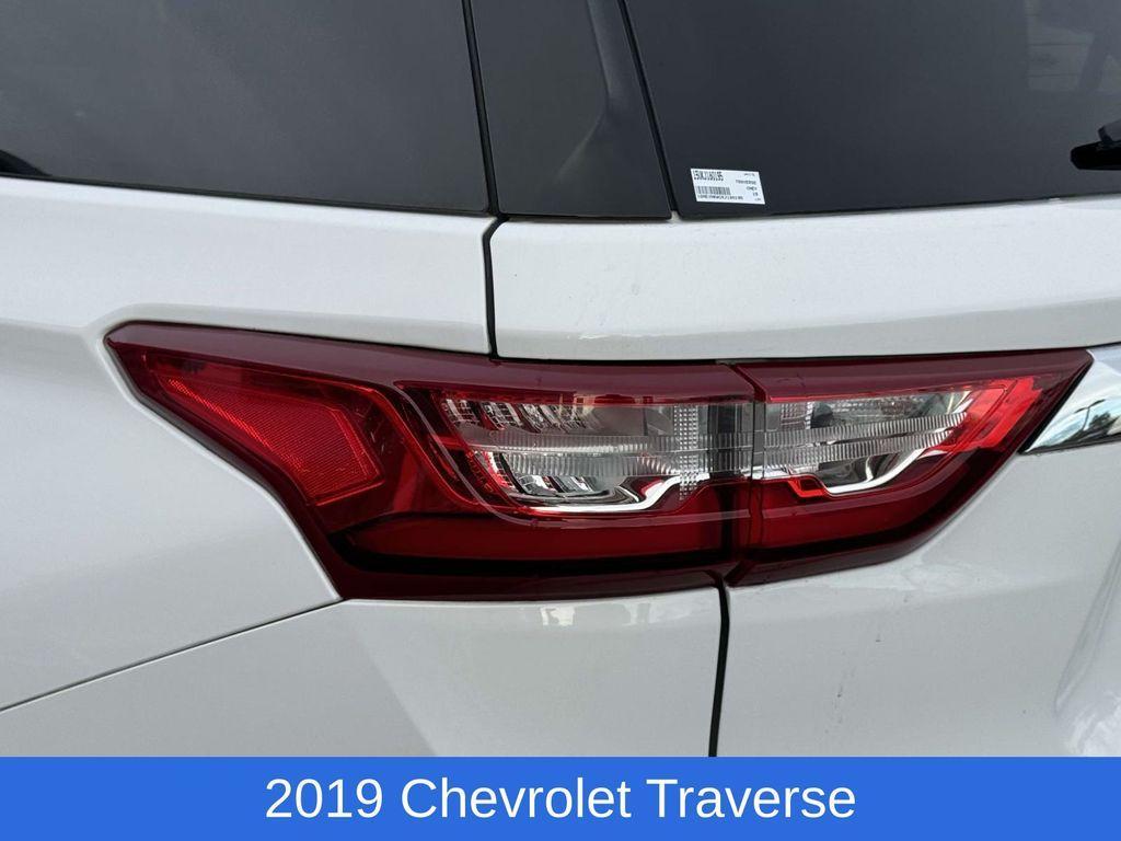 used 2019 Chevrolet Traverse car, priced at $19,495