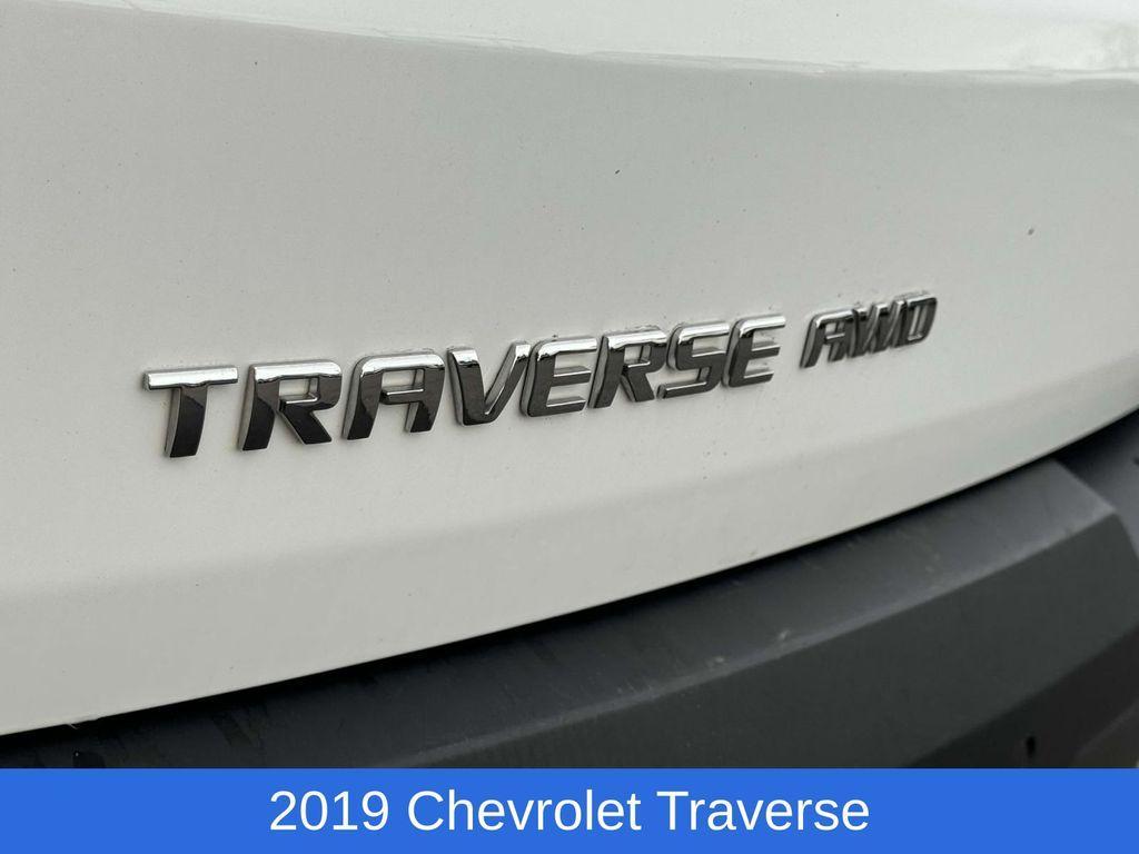 used 2019 Chevrolet Traverse car, priced at $19,495