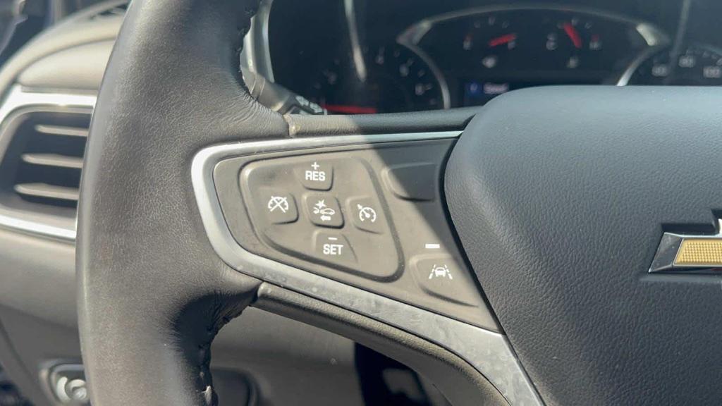 used 2022 Chevrolet Equinox car, priced at $22,995